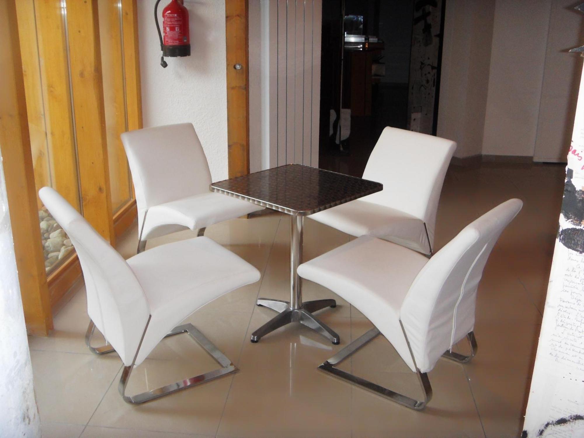 Hotel Eco Logis Espace Bellevue Séméac Екстериор снимка