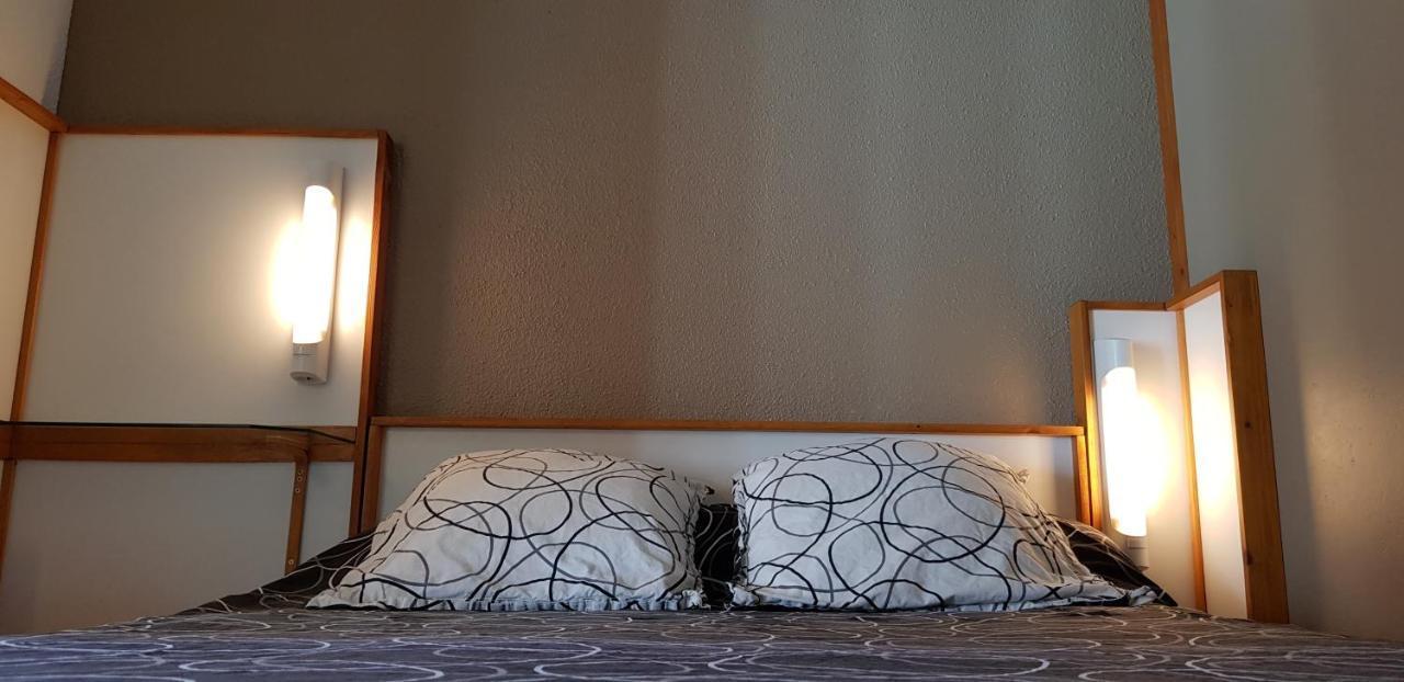 Hotel Eco Logis Espace Bellevue Séméac Екстериор снимка