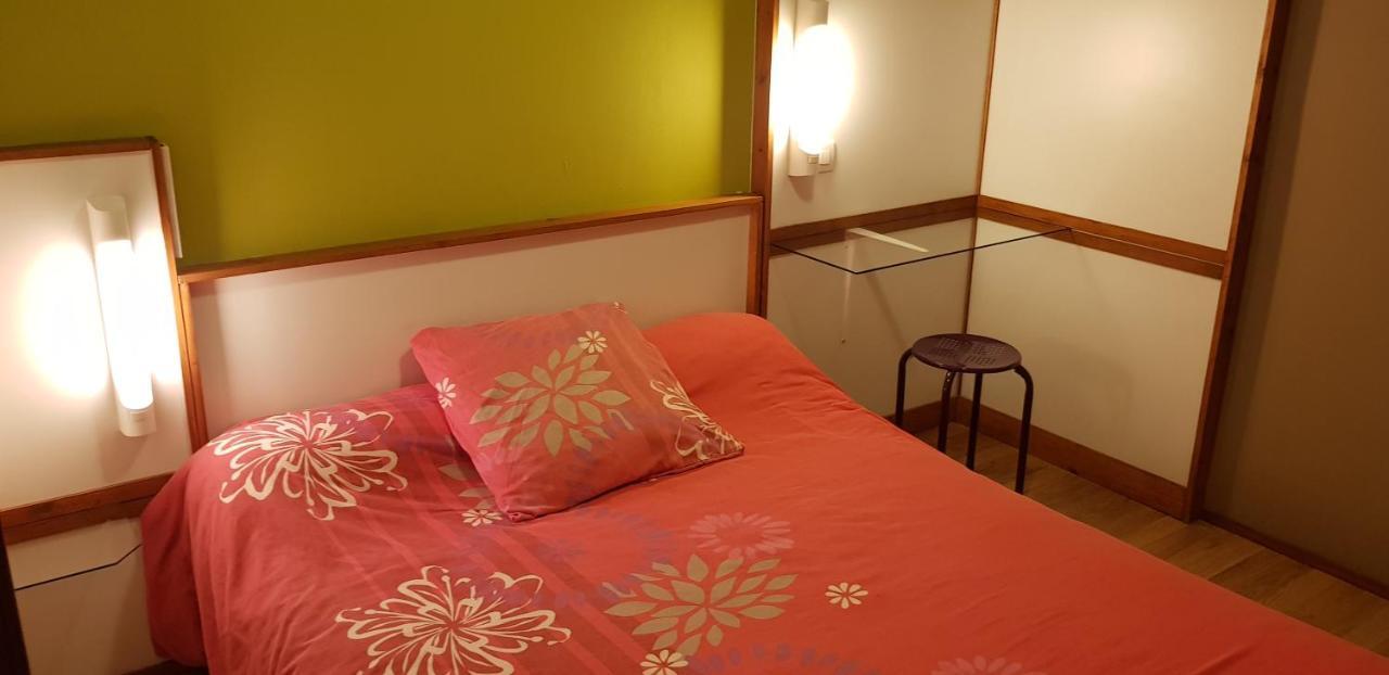 Hotel Eco Logis Espace Bellevue Séméac Екстериор снимка